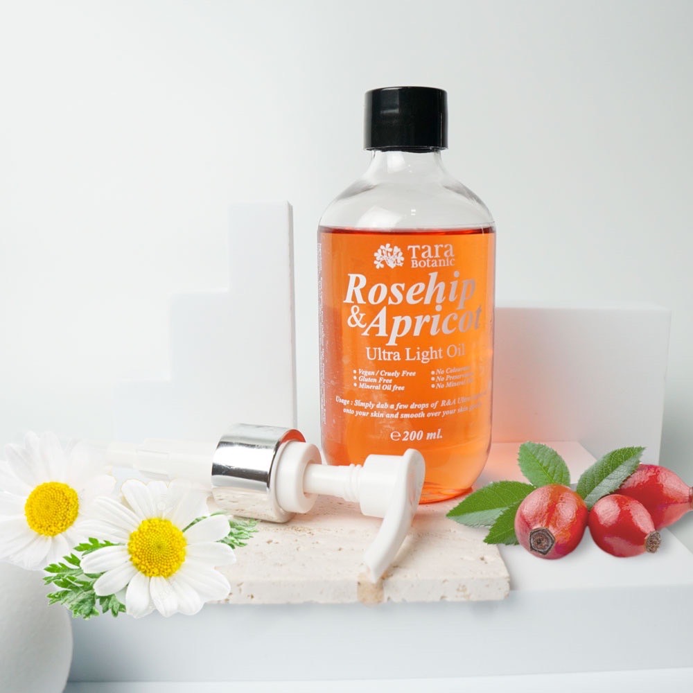 Rose Hip & Apricot Ultra Light Oil น้ำมันโรสฮิป และ แอบพริคอท ธรรมชาติบำรุงผิว ชนิดบางเบาพิเศษ